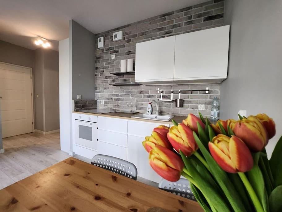 Apartstars - Powstancow #32 With Terrace Rzeszów Exteriér fotografie